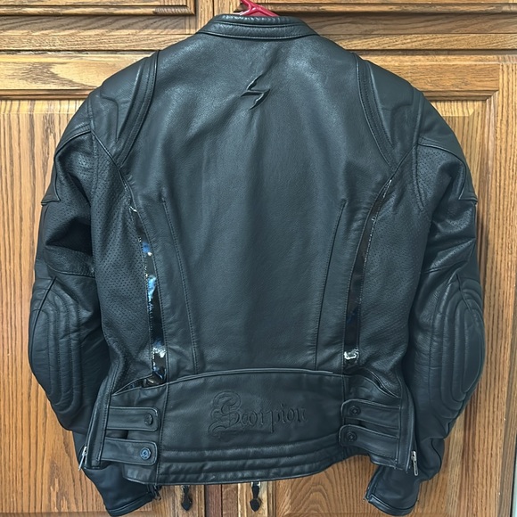 Scorpion Exo Get Stung Leather Motorcycle Jacket Exo Skeltal Protection - Picture 2 of 15